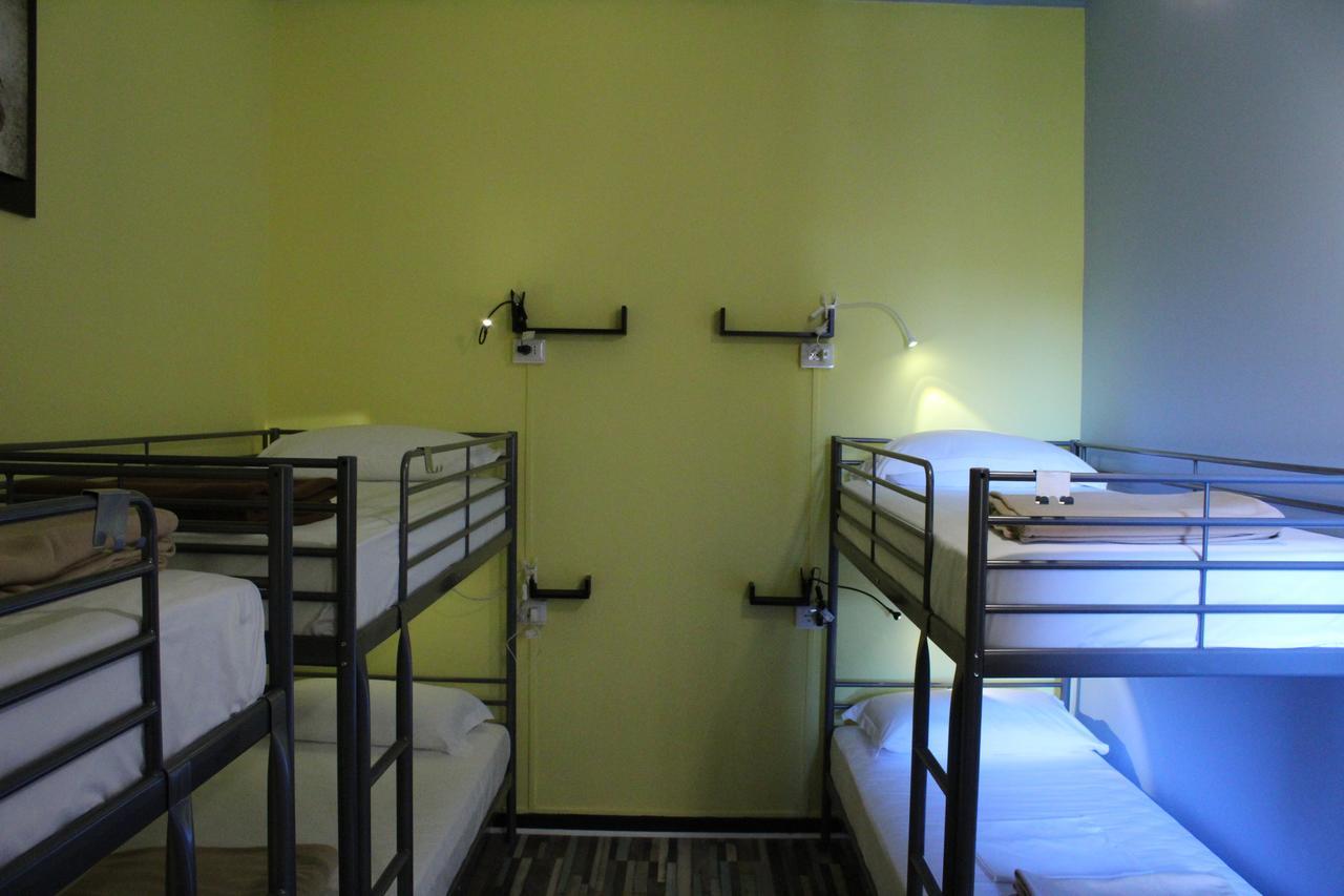 Home Genoa Hostel Buitenkant foto