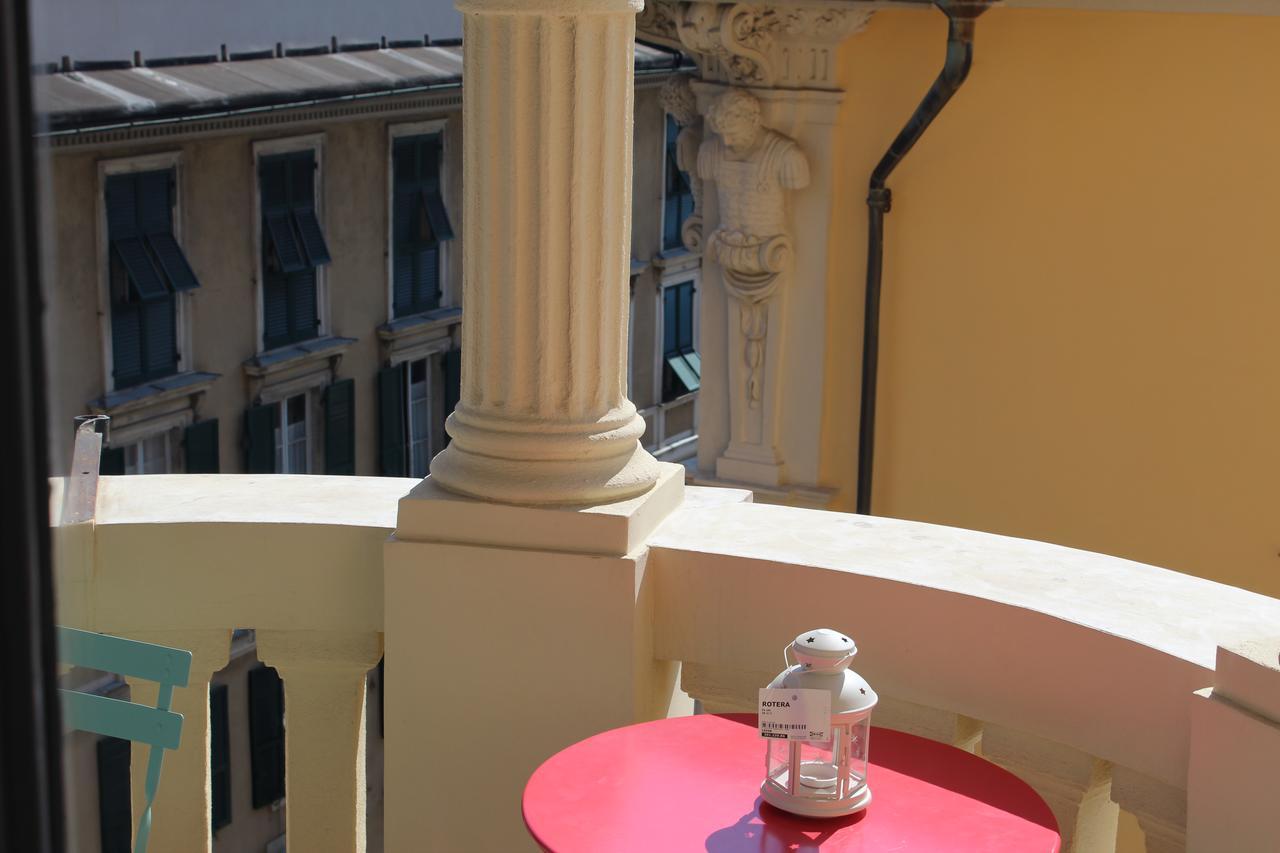 Home Genoa Hostel Buitenkant foto